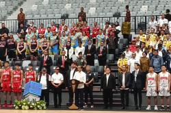 Jokowi soal Indonesia Arena: Mau Dipakai Konser Silakan tapi Saya Suka untuk Olahraga