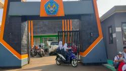 Puluhan Pelajar SMAN 1 Cibeber Kesurupan saat Upacara Bendera<
