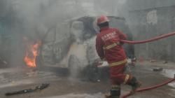 Mobil Ekspedisi Ludes Terbakar di Tangsel, Diduga Korsleting Audio