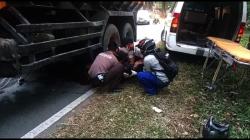 Kecelakaan Truk dan Motor di Jalan Raya Randudongkal Pemalang, Pengendara Terjepit