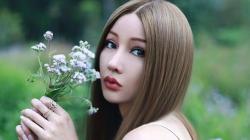 Dihujat Netizen karena Ngotot Ngaku Wanita, Lucinta Luna Depresi Mentalnya Terganggu