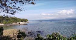 Liburan ke Pulau Lihaga, Wajib Snorkeling dan Jelajahi Pantai dengan Air Laut Sejernih Kristal