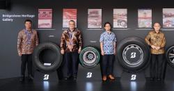 Bridgestone Pamerkan Ban Mobil Balap F1 di GIIAS 2023, Ada yang Bersejarah