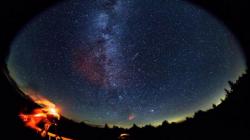 Begini Proses Terjadinya Hujan Meteor Perseid yang Tawarkan Pemandangan Indah <