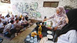 Gelar Pelatihan Japanese Food, Relawan Sosialisasikan Ganjar Pranowo di Cileunyi Bandung<