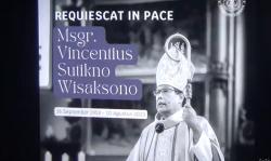 Berita Duka, Uskup Surabaya Vincentius Sutikno Wicaksono Meninggal Dunia <