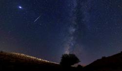 Fakta-Fakta Puncak Hujan Meteor Tadi Malam, Dapat Dilihat Mata Terjadi hingga September