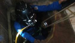 Warga Depok Tercebur di Sumur, Diduga Terpeleset saat Perbaiki Mesin Air