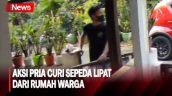 Detik-Detik Pria Bermasker Curi Sepeda Lipat dari Rumah Warga 