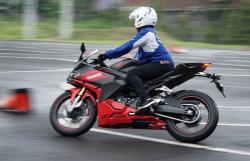 Lebih Sulit Dibanding Matik, Simak Tips Belajar Motor Kopling Manual