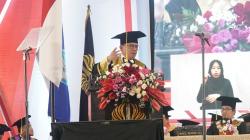 Sekjen Kemenkumham Andap Budhi Revianto Terima Doktor Honoris Causa dari Unesa