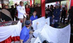  Ganjar Bangga Lihat Batik hingga Kerajinan Tangan Karya Warga Binaan Lapas: Produktif!<