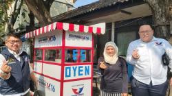 Pakai Gerobak Perindo, Omzet Penjual Jus Buah dan Takoyaki Ini Meroket