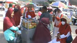 Rezeki HUT Kemerdekaan RI, UMKM Kuliner Laris Manis Diserbu Warga Tanah Laut<
