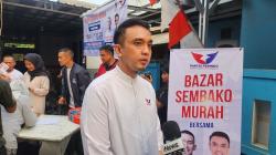 Blusukan ke Pulo Gebang, Bacaleg Partai Perindo Bagikan KTA Berasuransi ke Warga 