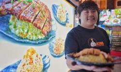 Dulu Putus Sekolah, Siapa Sangka Pria Ini Jadi Raja Nasi Goreng dengan 35 Kios