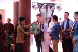 Temui Duta Besar Negara Sahabat, Wabup Bakhtiar Promosikan Kabupaten Batanghari
