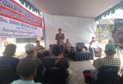 Sosialisasi Raperda di Jember, Warga Soroti Kelangkaan Pupuk Subsidi dan Mandeknya Insentif Guru Ngaji