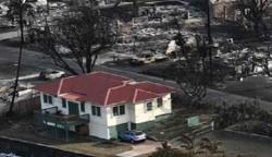 Heboh Rumah Kayu Beratap Merah Selamat dari Kebakaran Hutan di Hawaii