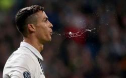 Alasan Pesepak Bola Suka Meludah di Lapangan, Ternyata gegara Hal Ini