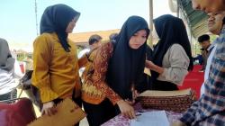 Ribuan Lulusan SMK di Indramayu Berebut Lowongan Kerja di Job Fair<