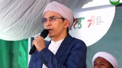 TGB Lepas Ribuan Peserta Pawai Alegoris Jelang Hultah ke-88 NWDI, Ajak Rapatkan Barisan