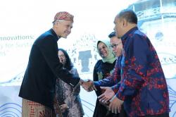 Temui Ganjar, Ratusan Relawan Asal Jabar: Beliau Pemimpin yang Paling Mengerti Desa