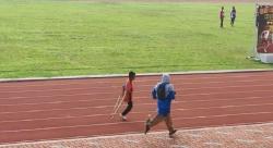 Bikin Haru, Aksi Guru di Malaysia Semangati Siswa Disabilitas Lomba Lari