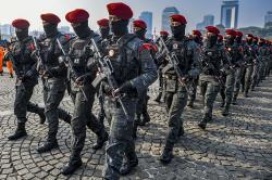 Jarang Terlihat, Pasukan Densus 88 Polri dengan Baret Merah Berseragam Loreng 