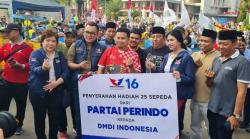 Partai Perindo Serahkan 25 Sepeda ke DMDI Indonesia