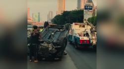 Kecelakaan Minibus Terguling di Tol Dalkot, Sopir Diduga Kurang Konsentrasi