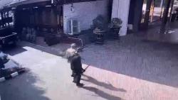 Heboh Pria Tenteng Samurai Masuk Kantor Bupati Sukoharjo<