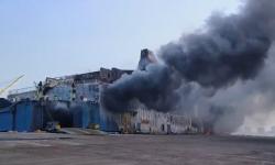 Update Kapal Feri Terbakar di Cilegon, Kepulan Asap Masih Terlihat<