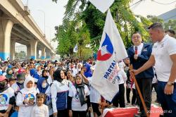 HT Lepas Ratusan Warga Jakarta Utara Jalan Sehat bersama Partai Perindo