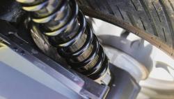 Tips Perawatan Shockbreaker agar Motor Tak Cepat Rusak