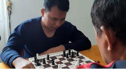 Kisah Indra Yoga, Santri yang Kini Atlet Disabilitas Andalan Indonesia di Cabor Catur   <
