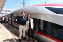 Wamenparekraf Angela Jajal Kereta Cepat Jakarta-Bandung Jelang Uji Coba Presiden Jokowi Besok Pagi<