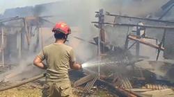 Rumah Mewah Ludes Terbakar di Majalengka, Warga Panik Teriak Astagfirullah<