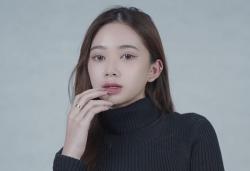 Gamer Cantik Laura Ziphora Perdana Streaming Jualan di Shopee Live, Catat Tanggalnya!