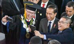 Presiden Jokowi Orasi Ilmiah di IPB Angkat Isu Krisis Pangan Global