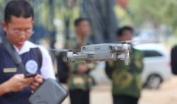  Lanud Adisoemarmo Latih Puluhan Orang Cara Terbangkan Drone yang Benar Sesuai Regulasi