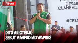 Momen Menpora Dito Ariotedjo Sebut Mahfud MD Wapres di Jalan Sehat HUT ke-57 KAHMI 