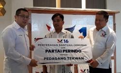 HT Bagikan Gerobak Perindo di Jambi, Tegaskan Simbolisasi Perjuangan Partai