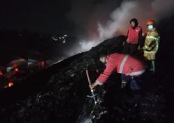 Kebakaran TPA Putri Cempo Solo Belum Padam, BNPB Kerahkan 45 Damkar