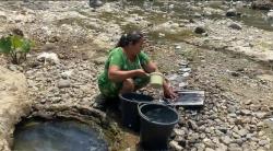 Potret Memprihatinkan Kekeringan di Banjarnegara, Warga Gunakan Air Sungai Berbusa dan Bau