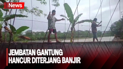 Jembatan Gantung di Nias Barat Hancur Diterjang Banjir