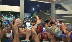 Ganjar Pranowo Pulang Kampung ke UGM, Mahasiswi: Cari Mantu Idaman Gak Pak?<