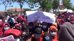 Ribuan Tenaga Kesehatan Demo Tagih Janji Pemkab Brebes soal Pengangkatan PPPK