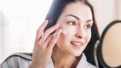 Mau Tampil Glowing dan Stylish meski Cuaca Panas, Begini Tipsnya