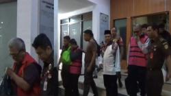 Korupsi Bansos Covid-19, 2 Eks Pejabat Pemkab dan Mantan Anggota DPRD Purwakarta Ditahan